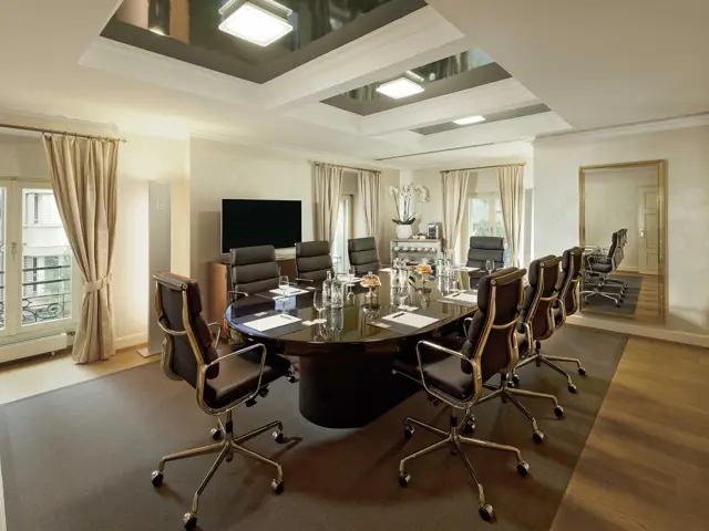  Meeting Room Marmara