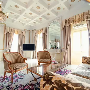 Hotelzimmer Grand Hotel National 2