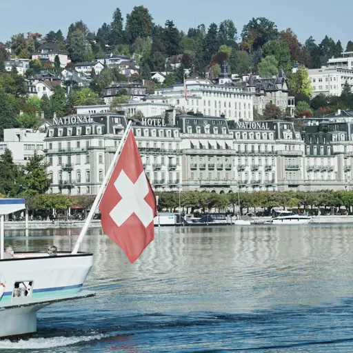 GHNL Exterior 08